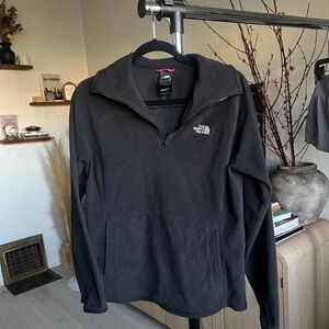 The North Face Black Pullover Fleece